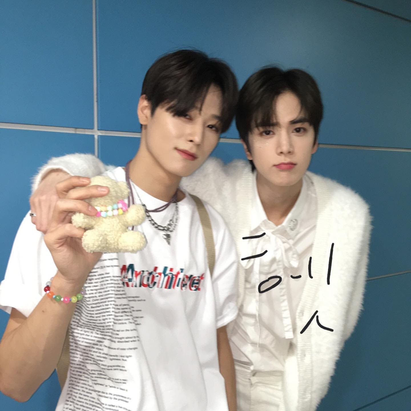 [잡담] 영훈이 올해 27살 된 거 맞아? | 인스티즈