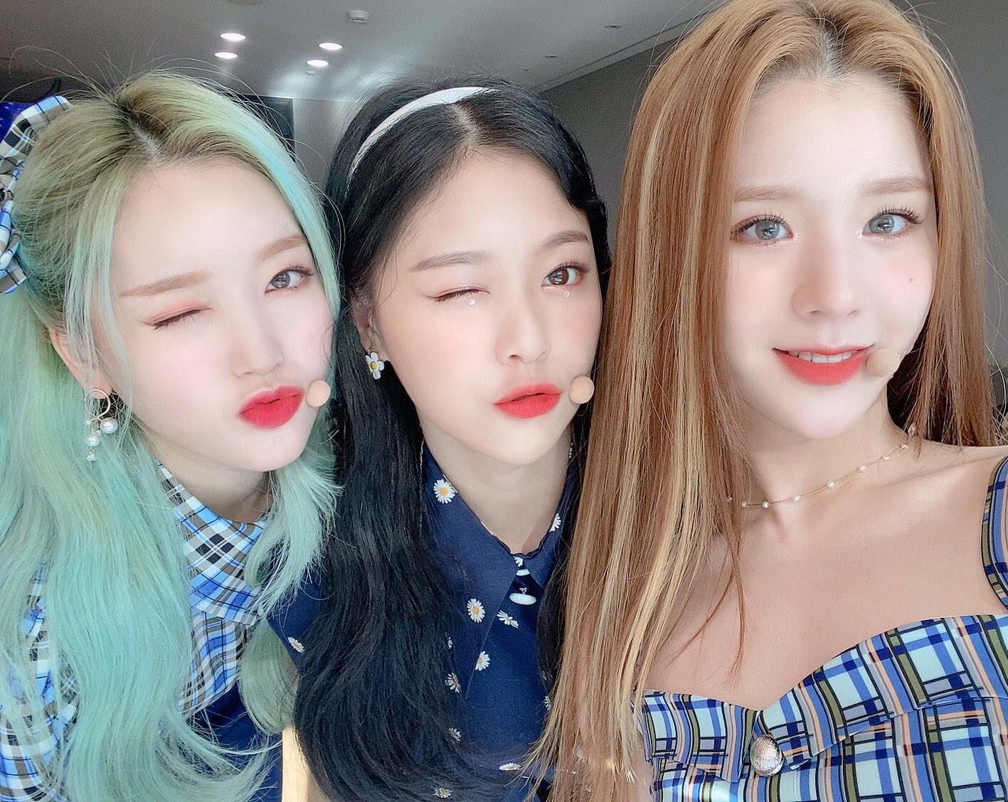 [잡담] 올해 00즈 무대로 희진 현진 고원 무대소취 | 인스티즈