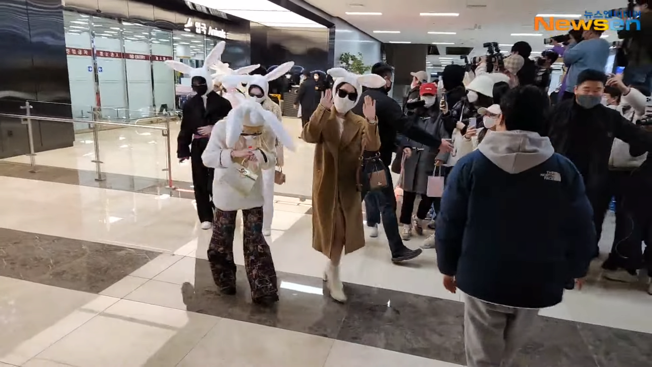 [잡담] 오늘자 공항 트와이스.jpg | 인스티즈