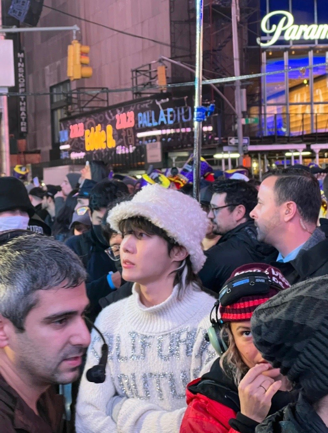 [잡담] 아니 제이홉 왤케 예뻐 | 인스티즈