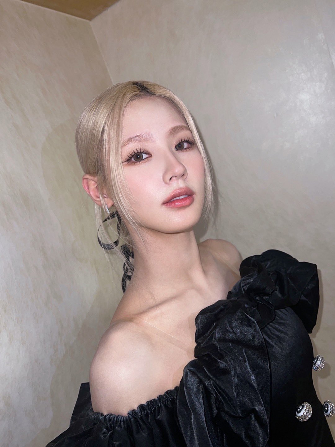 [잡담] 난 진짜 미연 볼 때마다 저 얼굴에 명창인 게 너무 신기함 | 인스티즈