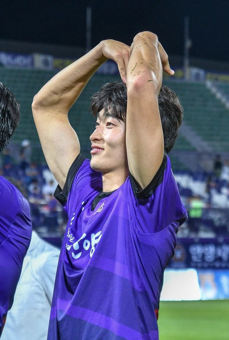 [잡담] 안양 조규성은 진짜 아이돌 바이브야... | 인스티즈