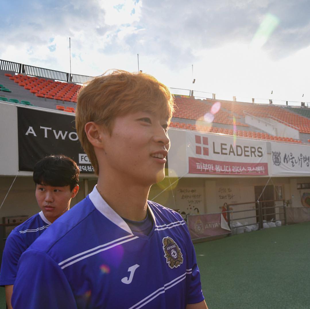 [잡담] 금발 조규성... 개가티 좋음... 날티력 max | 인스티즈