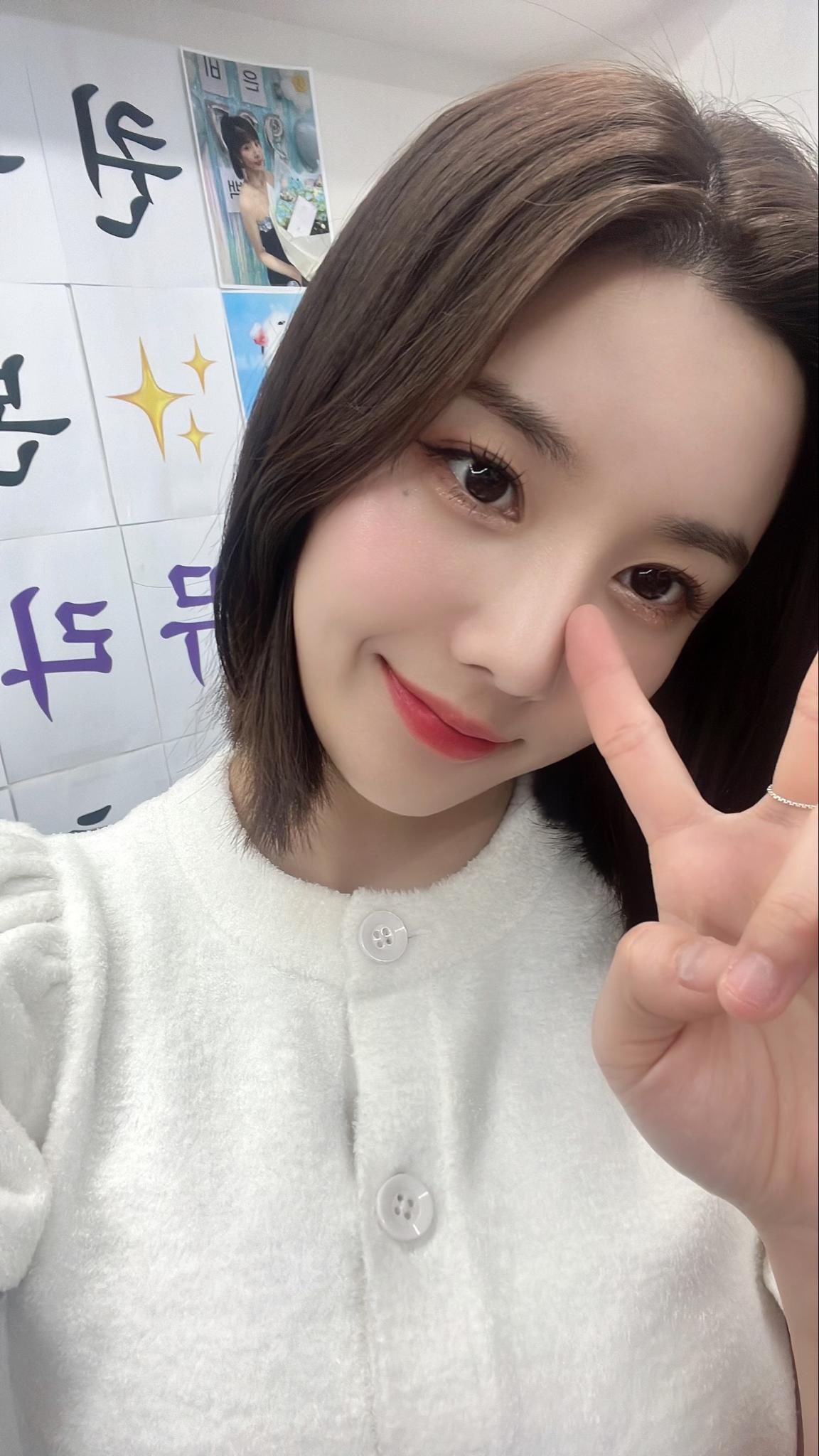 [잡담] 자기 맨날맨날 예쁜거 아는 권은비가 좋다.twt | 인스티즈