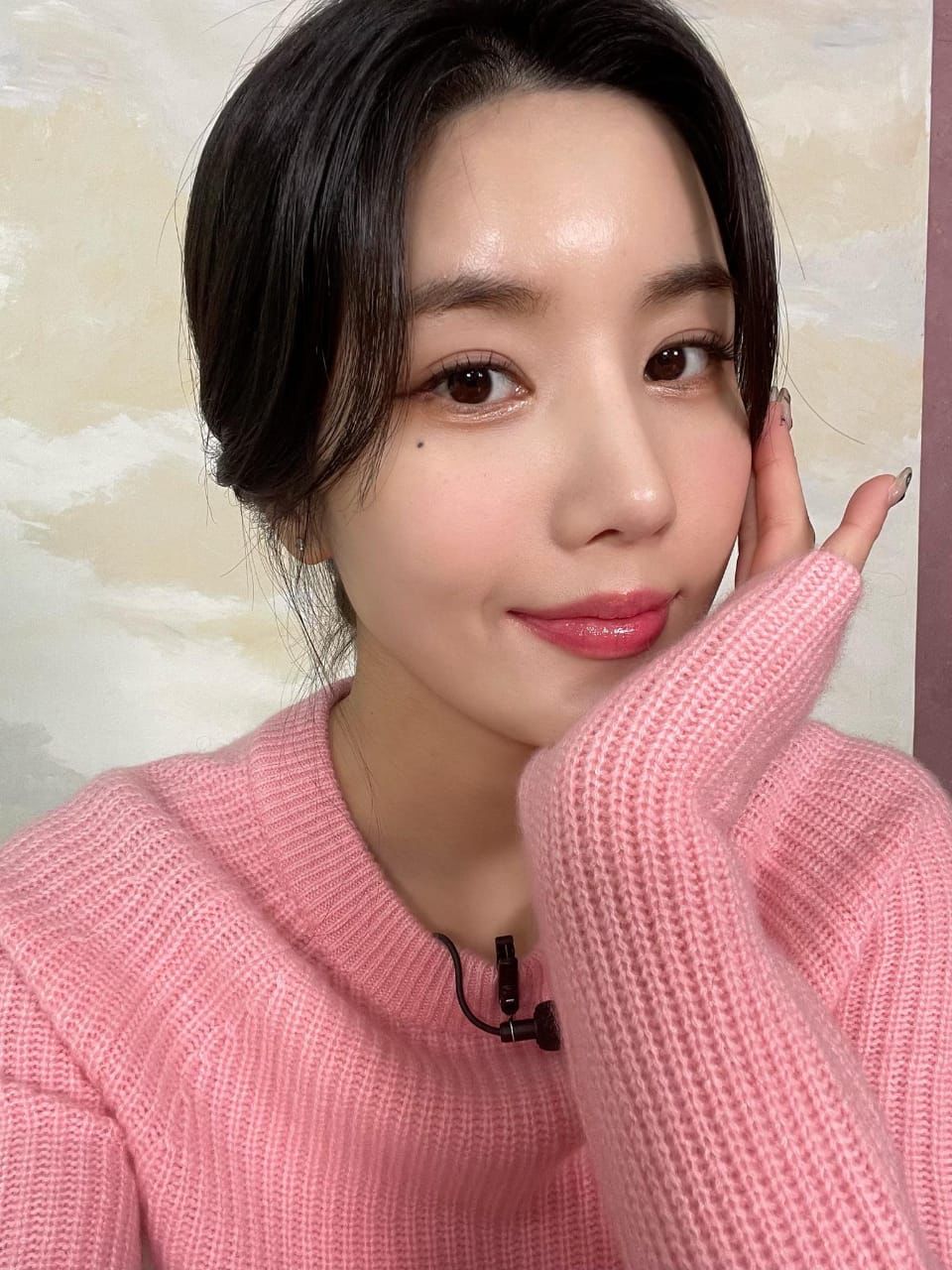 [잡담] 자기 맨날맨날 예쁜거 아는 권은비가 좋다.twt | 인스티즈