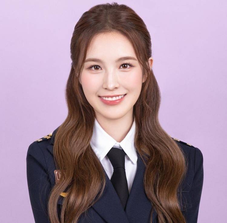 올해 스무살 된 04년생 여자 아이돌 | 인스티즈