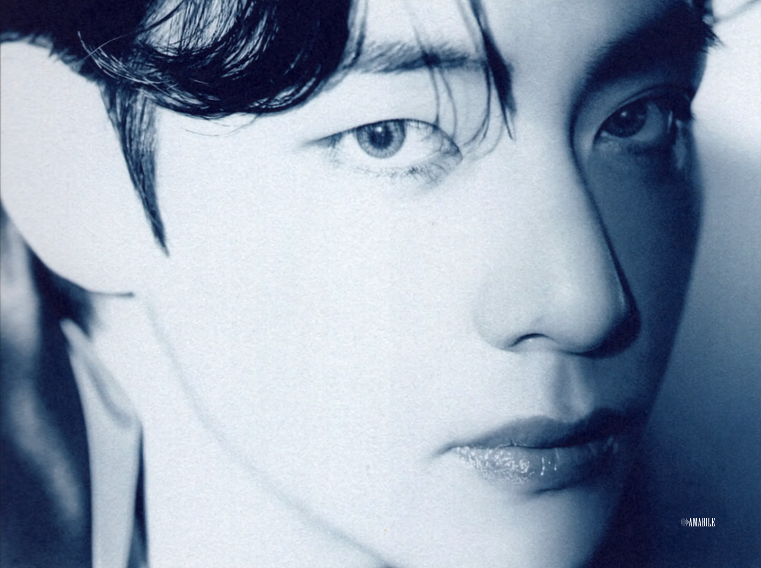 [잡담] 방탄 뷔 이런 컨셉도 잘 어울리는거 같애 | 인스티즈