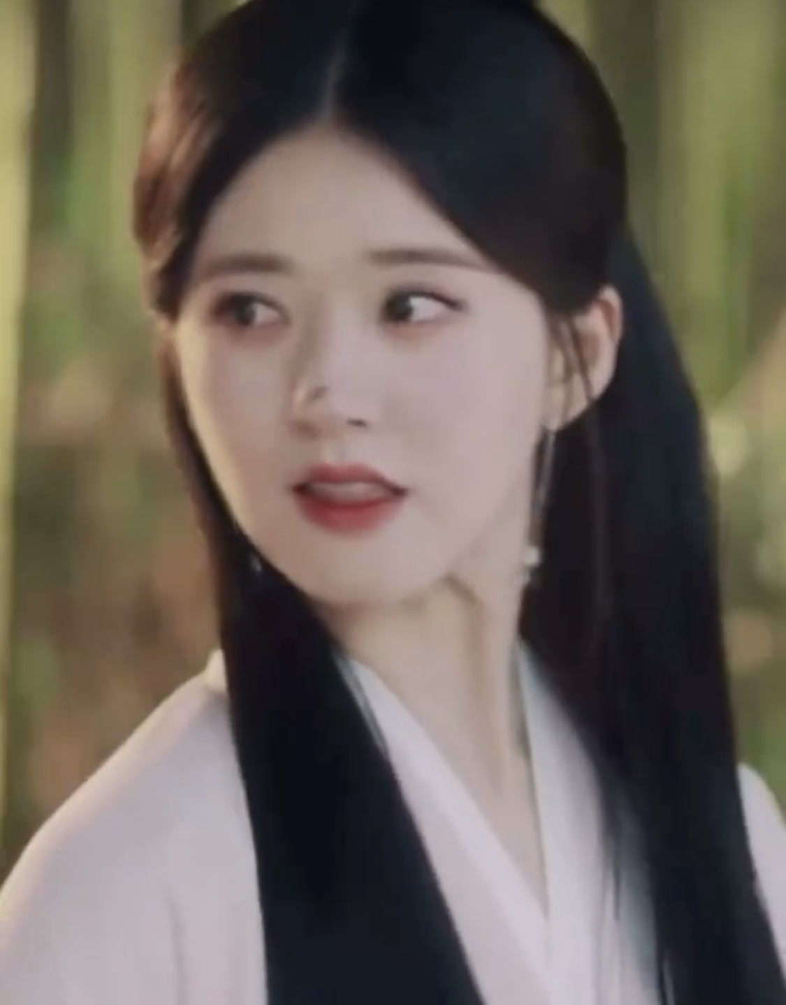 [잡담] 이얼굴 특징이 뭘까 | 인스티즈