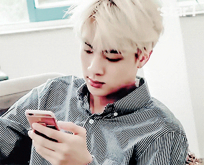 [잡담] 방탄 진 핑크 처돌이라 아이스크림폰 썼던거 아는사람ㅋㅋㅋ | 인스티즈