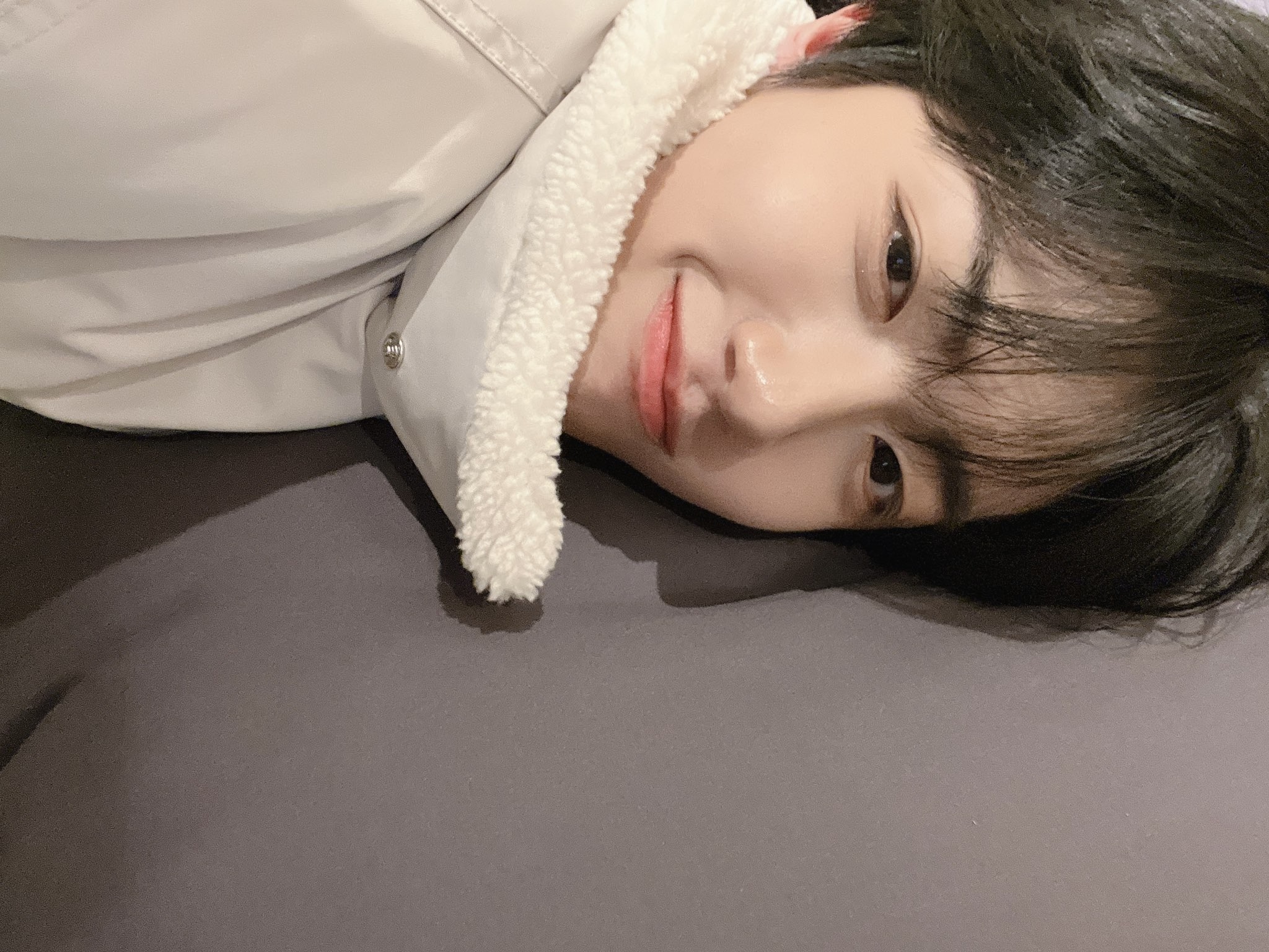 [잡담] 원진이 침대셀카 넘 예뻐 | 인스티즈