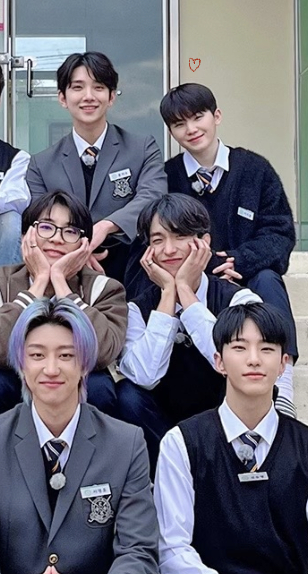 [잡담] 우지 진짜 겁나 동안 페이스 같음 | 인스티즈