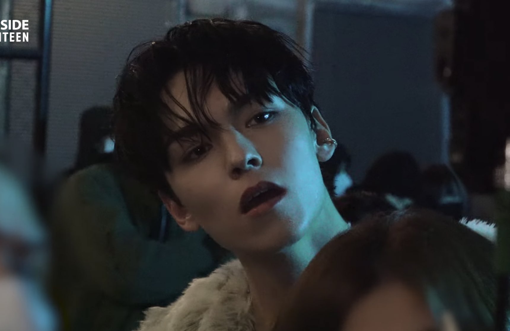 [잡담] 버논 모니터링하는 얼굴 | 인스티즈