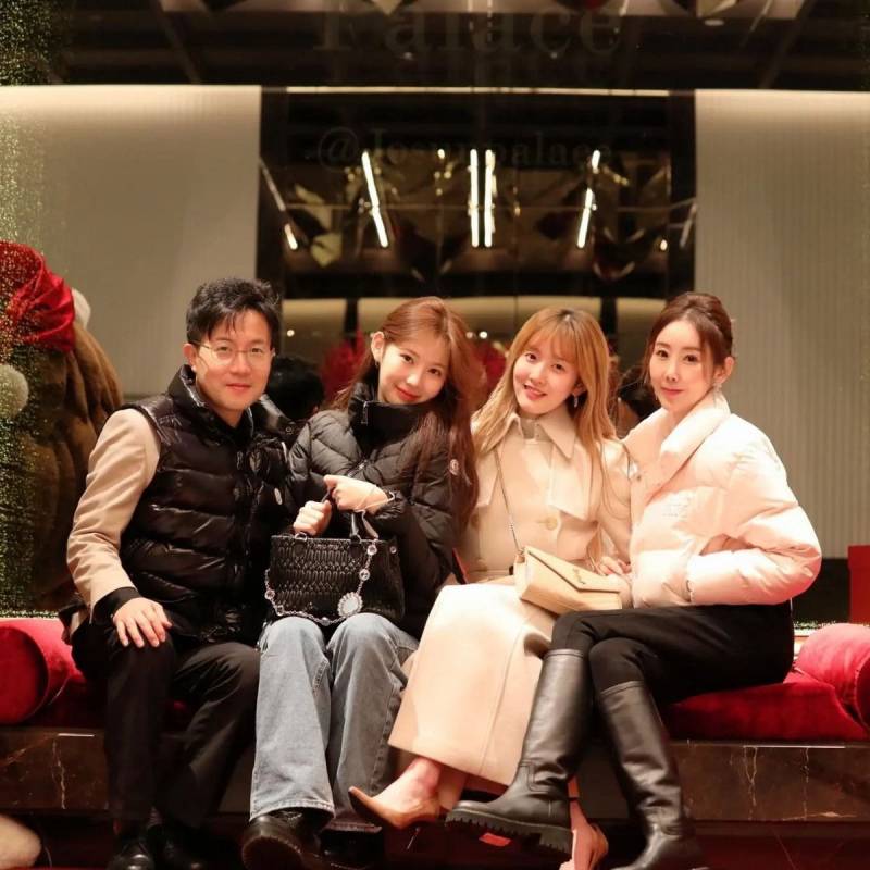 오늘자 박남정 인스타에 올라온 가족사진 .jpg | 인스티즈