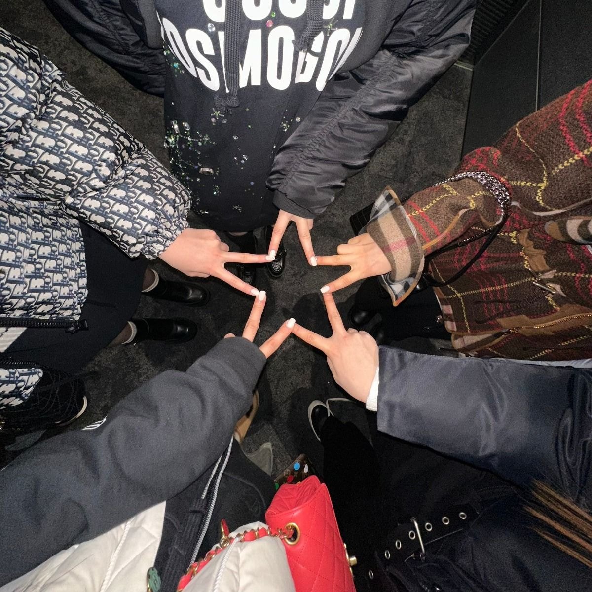 [잡담] 오늘 뉴진스 공항착장 다 본인들한테 맞게 입은듯ㅋㅋㅋㅋㅋ | 인스티즈