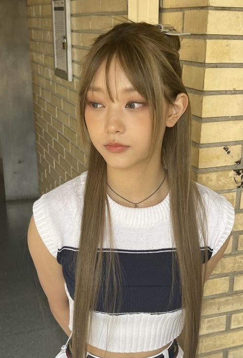 [잡담] 뉴진스 해린이 흑발 VS 갈발 | 인스티즈