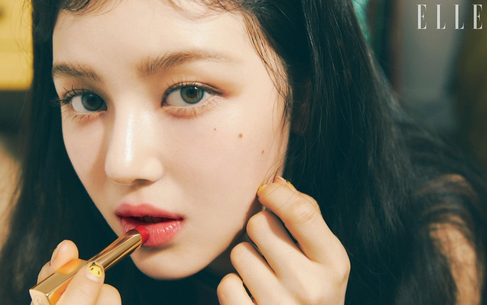 [잡담] 뉴진스 샤넬 디올 화보 전부 레전드였음 분위기 차이도 너무 좋고 | 인스티즈