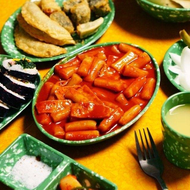 옛날 떡볶이 먹고 싶다.. | 인스티즈