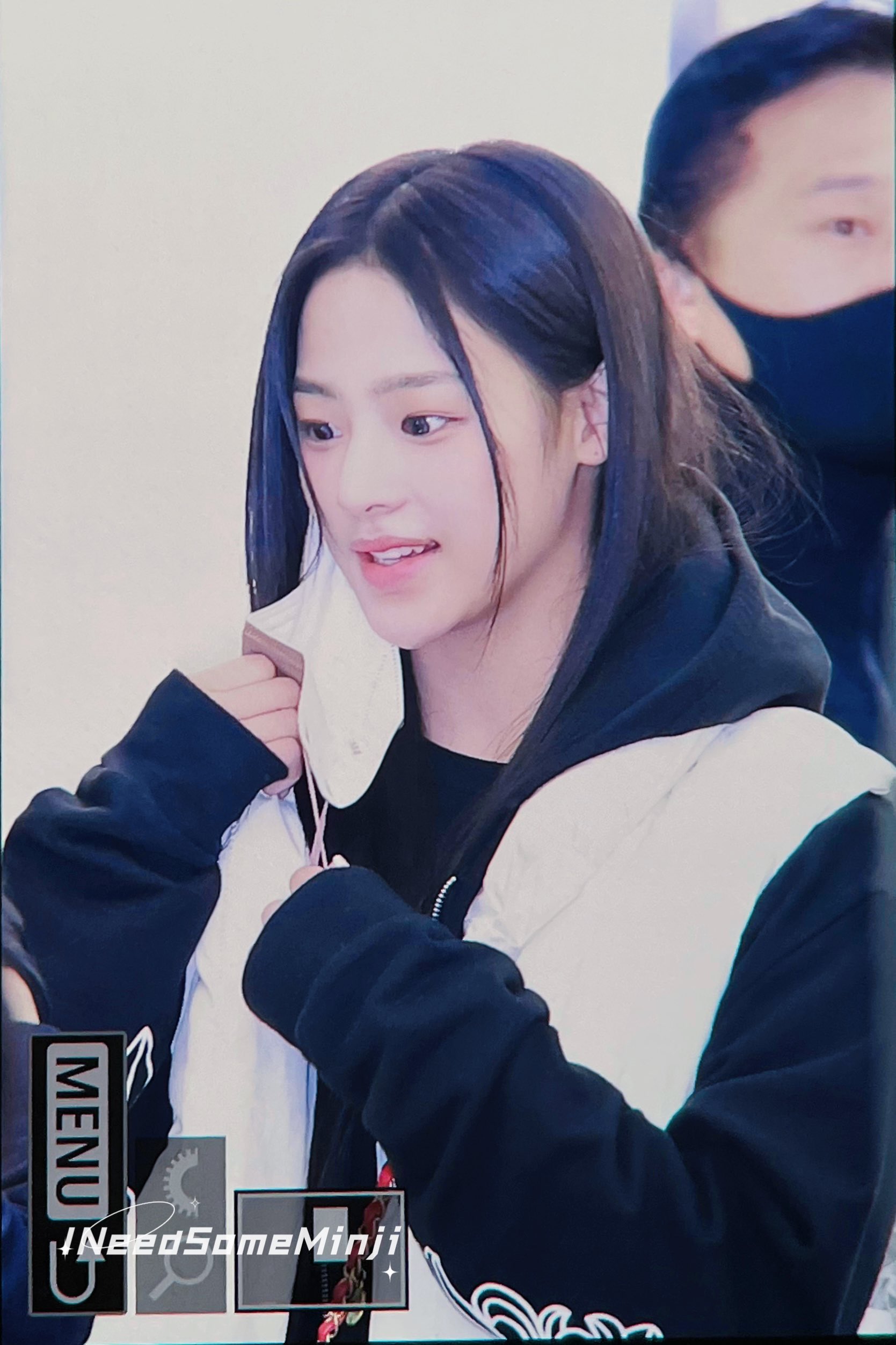 [잡담] ?? 민지 왤케 잘생겼어..? 당황 | 인스티즈