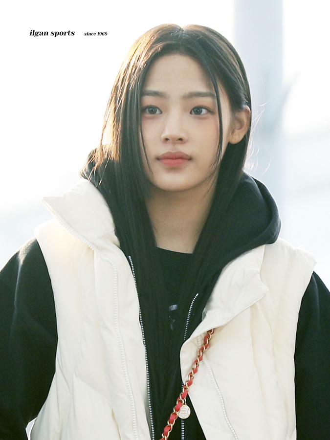 [잡담] 뉴진스 홈마 새로 생겼는데 수상하다 심지어 두탕이래 | 인스티즈