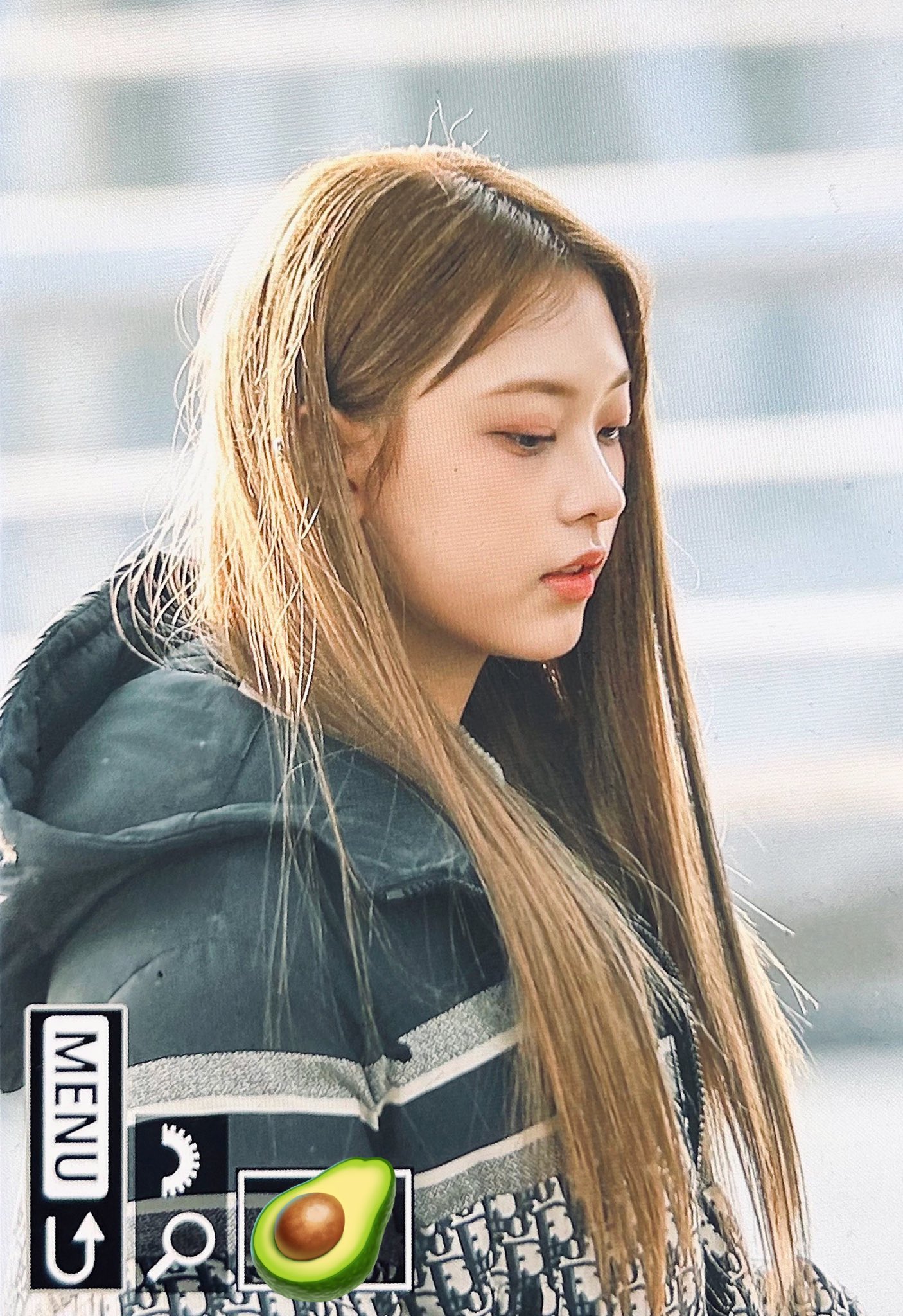 [잡담] 해린 오늘자 출국 프리뷰 | 인스티즈