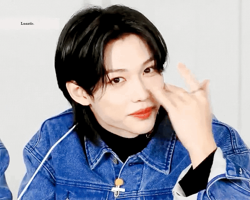 [잡담] 얘들아 필릭스 진짜 개잘생기지 않았니 | 인스티즈