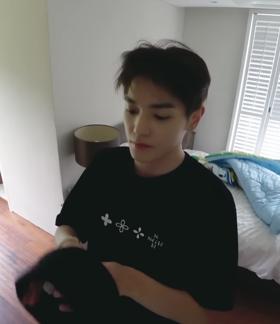 [잡담] 아 엔시티 자컨 보는데 이거 투바투 로고인줄ㅋㅋㅋㅋㅋㅋㅋㅋㅋ | 인스티즈