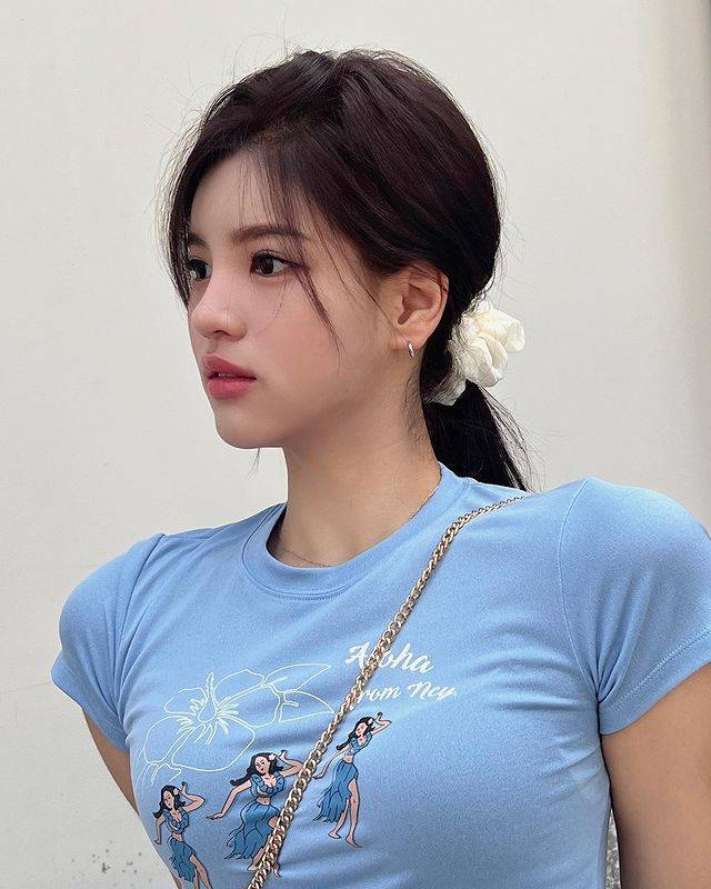 아빠가 잘생겨야 딸이 예쁘다+97년생 중에 미인 많다 한방에 인증하시네.... | 인스티즈