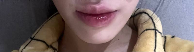 나 아까 화장 연습 하다가 평소에 못바르던 립 발랐는데 | 인스티즈
