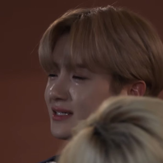 [잡담] 웃다가 이거 보고 입꼬리 굳음 | 인스티즈