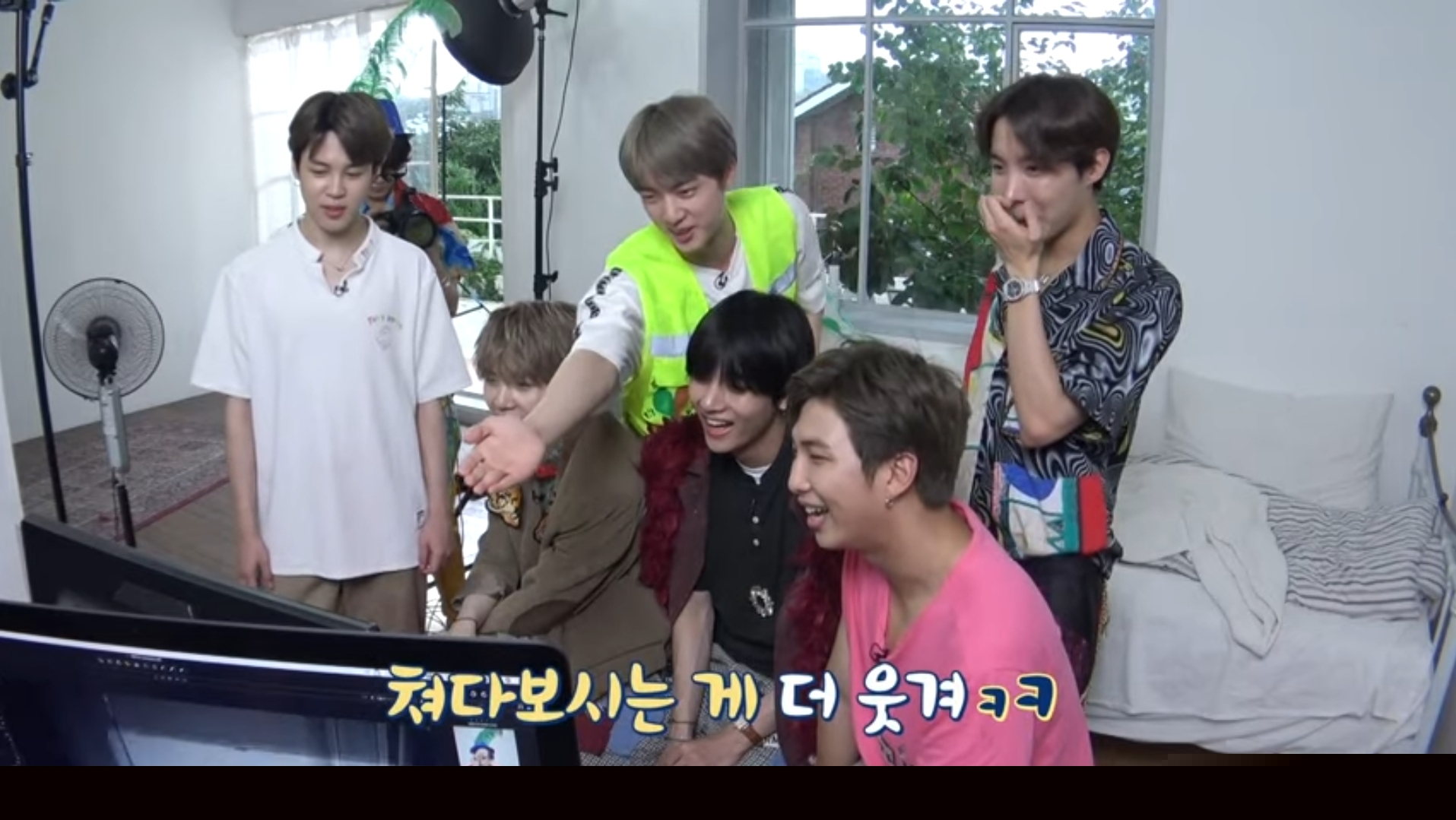 [잡담] 방탄 진 가정교육 빡세게 받은거 티날 때 좋음 | 인스티즈