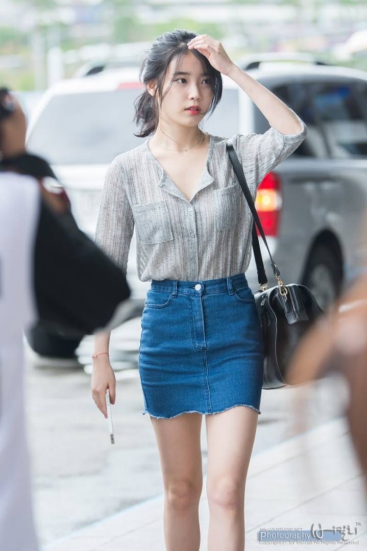 [잡담] 아이유 머리색 무슨색이야 | 인스티즈