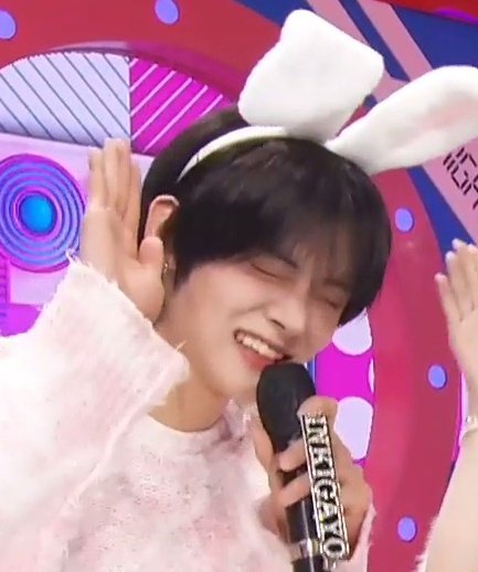 [잡담] 왜 연준이 토끼 머리띠햇다고 안알렺 ㅁ 왜!!!!!!!! | 인스티즈