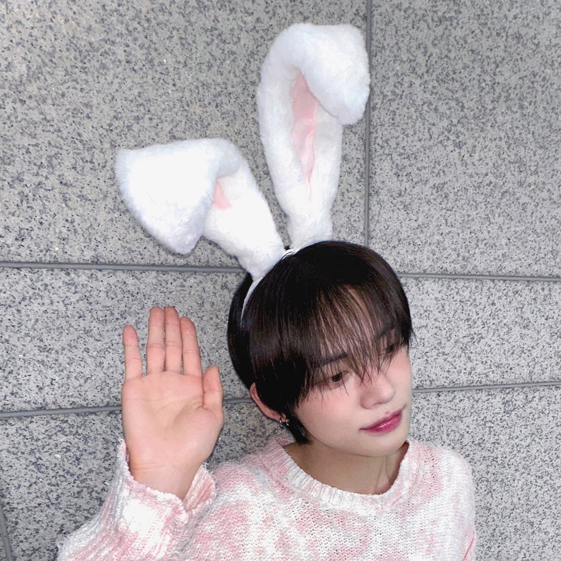 [잡담] 왜 연준이 토끼 머리띠햇다고 안알렺 ㅁ 왜!!!!!!!! | 인스티즈
