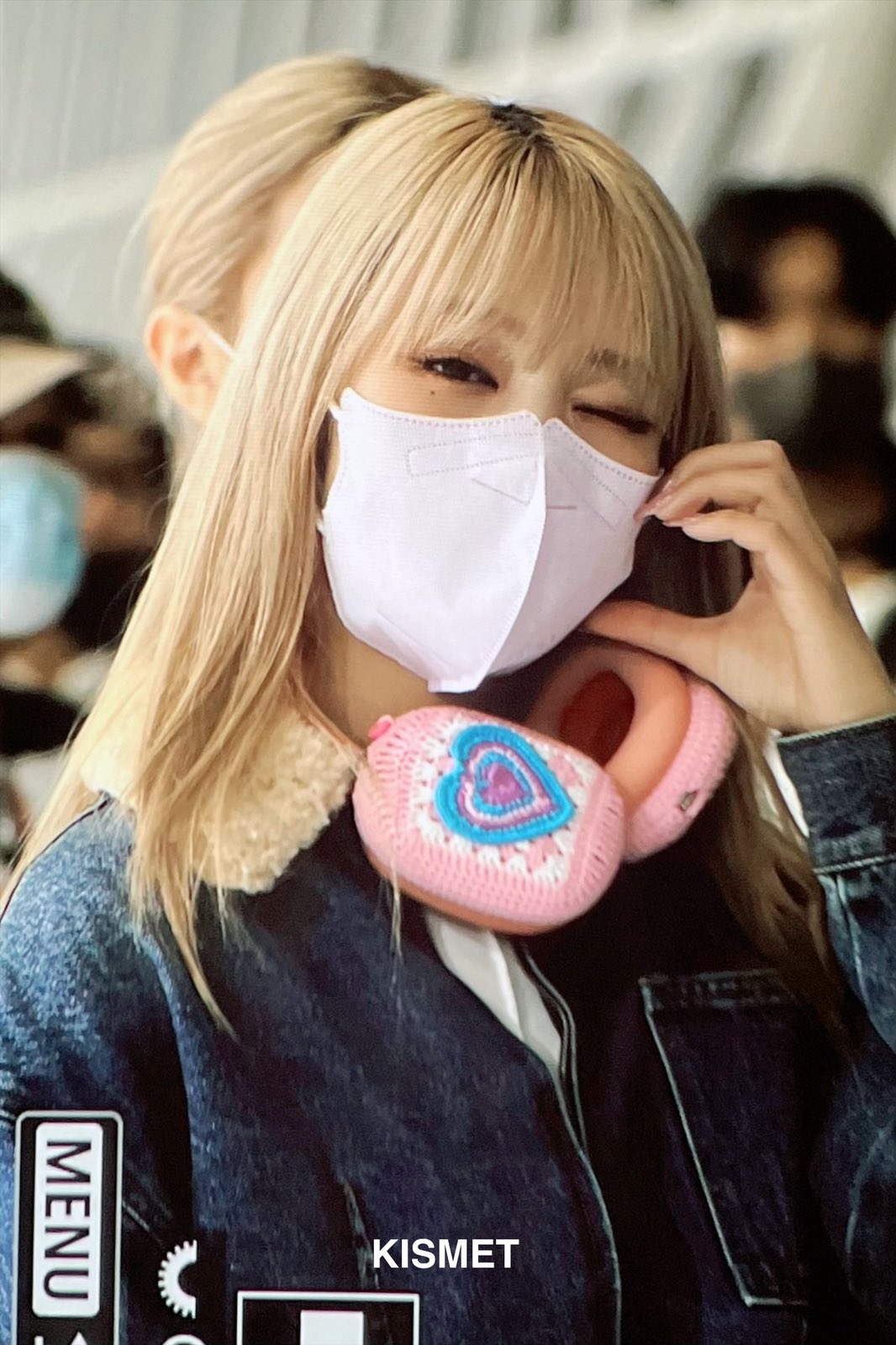 [잡담] 민니 에어팟맥스 너무 귀엽다 | 인스티즈
