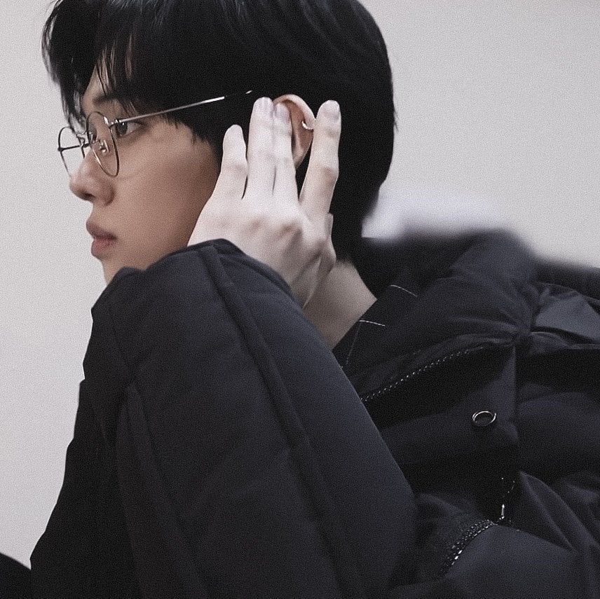 [잡담] 안경은 "날티”가 써야 찐이다 | 인스티즈