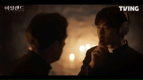 차은우가 힙한 사제복이 잘 어울리는 이유 .jpg | 인스티즈