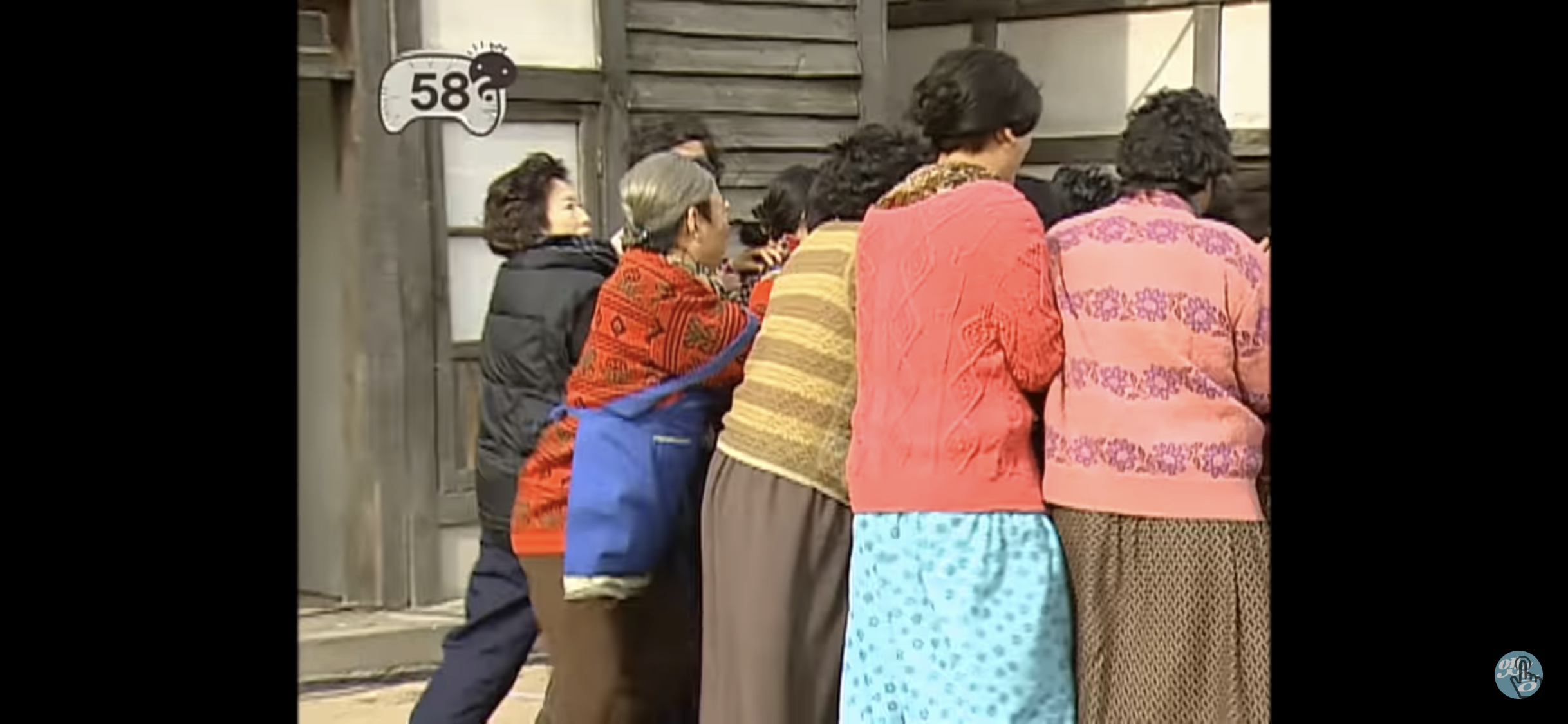 [잡담] 지금 디토 비하인드 보고 있는데 하니가 빵사는 장면 있잖아 | 인스티즈