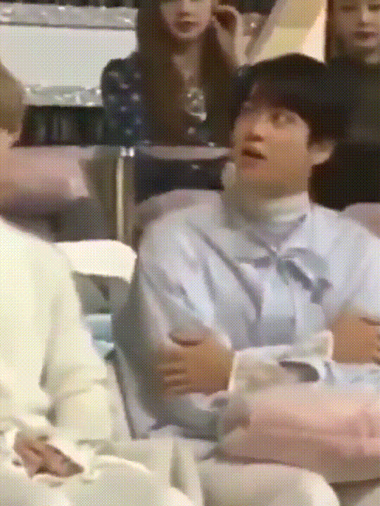 [잡담] 방탄 진 나는 뭔가 어린이프로 재질이라고 느낀게 | 인스티즈
