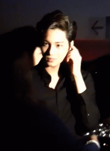 [잡담] 카이 이 움짤 ㄹㅇ 그시절 유씨노벨 감성 | 인스티즈