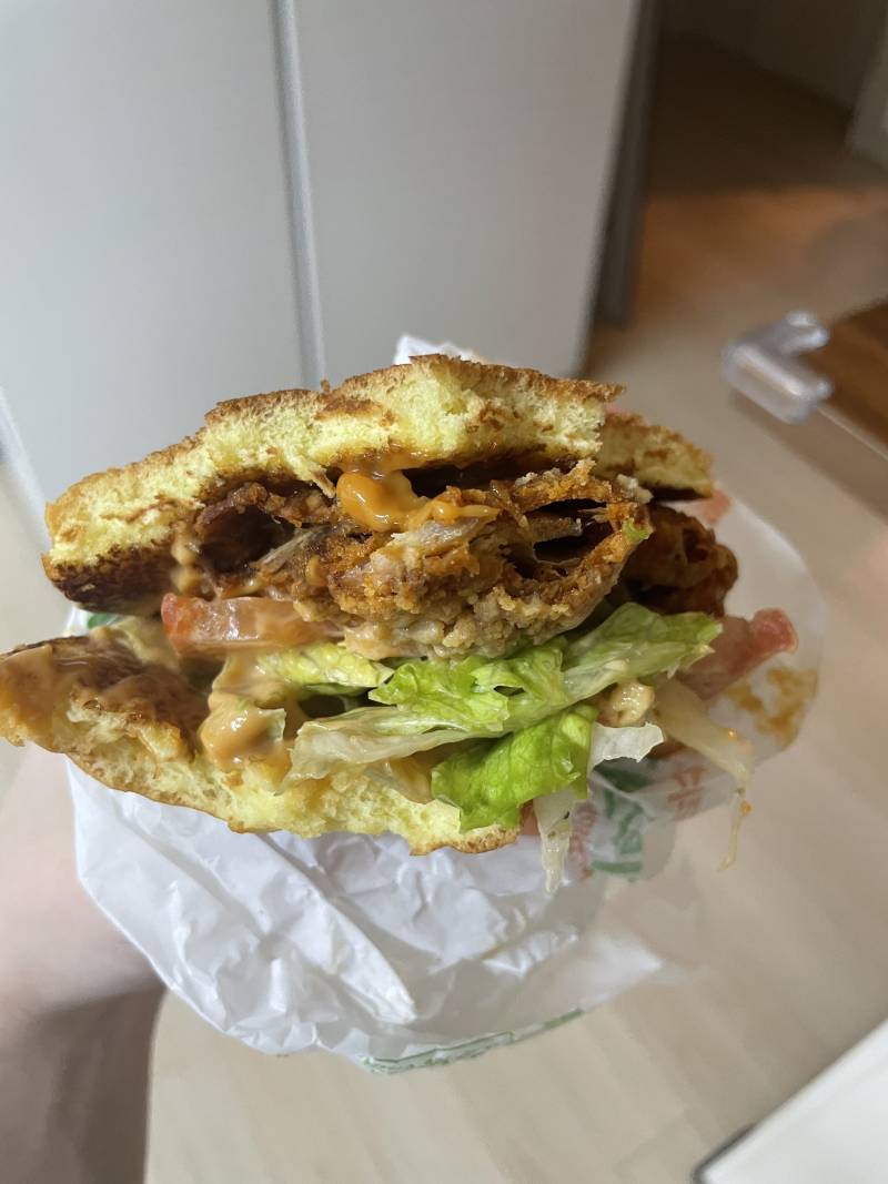 맥날 버거에서 탄 맛이나는데 오버쿡 맞아? 원래 이런맛인가; | 인스티즈