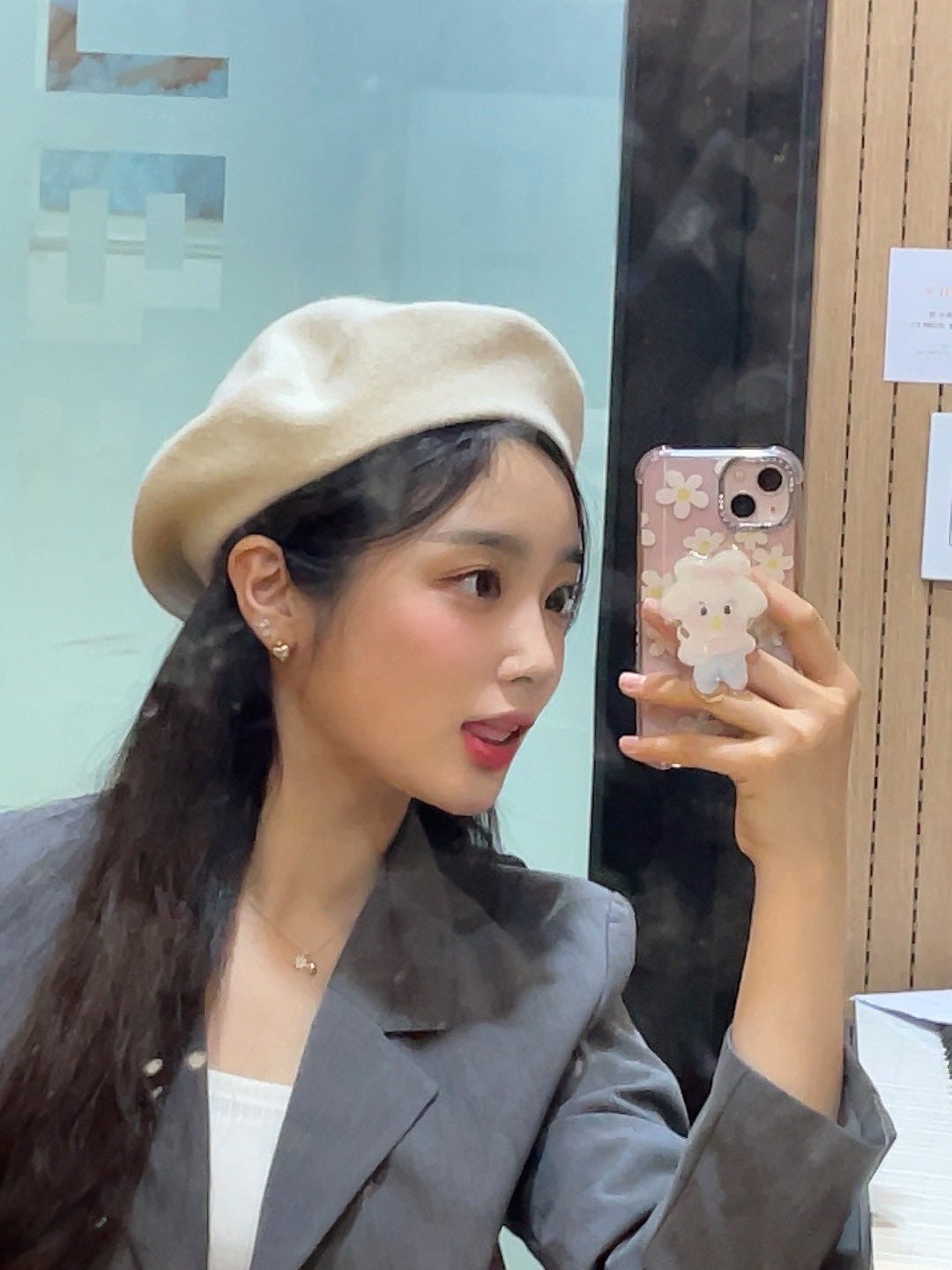 [잡담] 라잇썸 히나 진짜 깜찍하게 생긴 것 같아 | 인스티즈