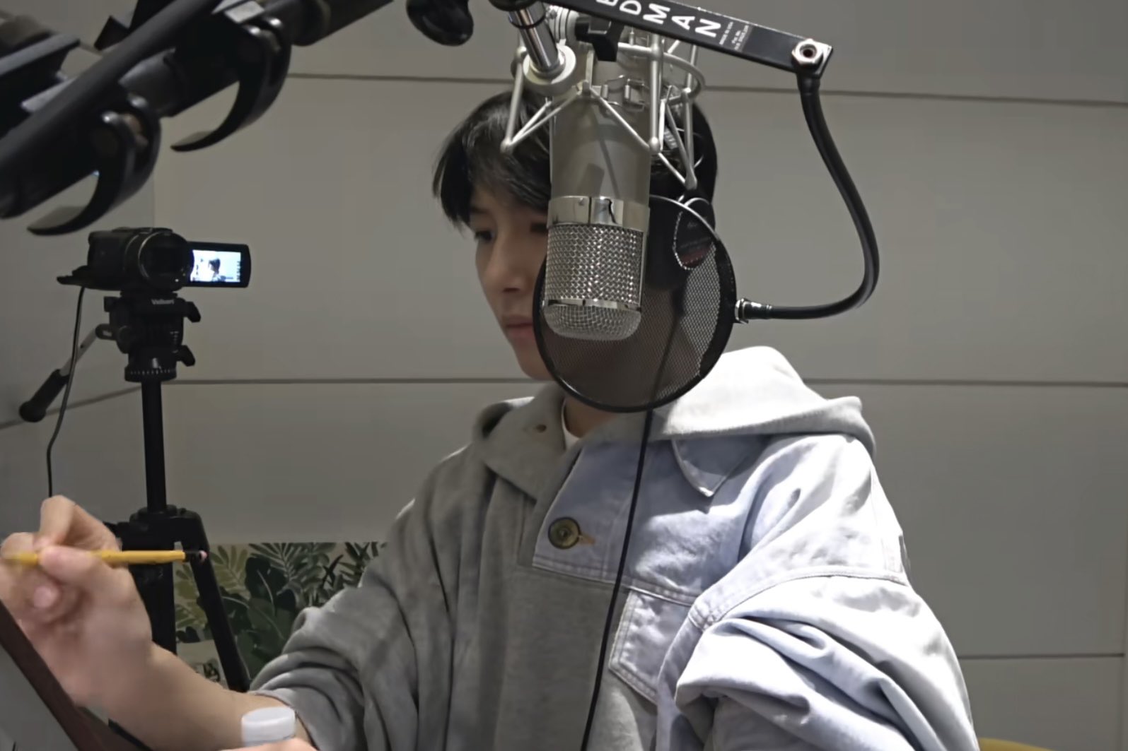 [잡담] 남자는 자기 일에 집중할 때 제일 섹시하다더니 | 인스티즈