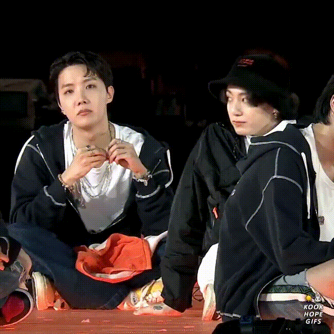 [잡담] 방탄이 투바투 르세라핌 아기들에게 짓는 표정ㅋㅋㅋ | 인스티즈