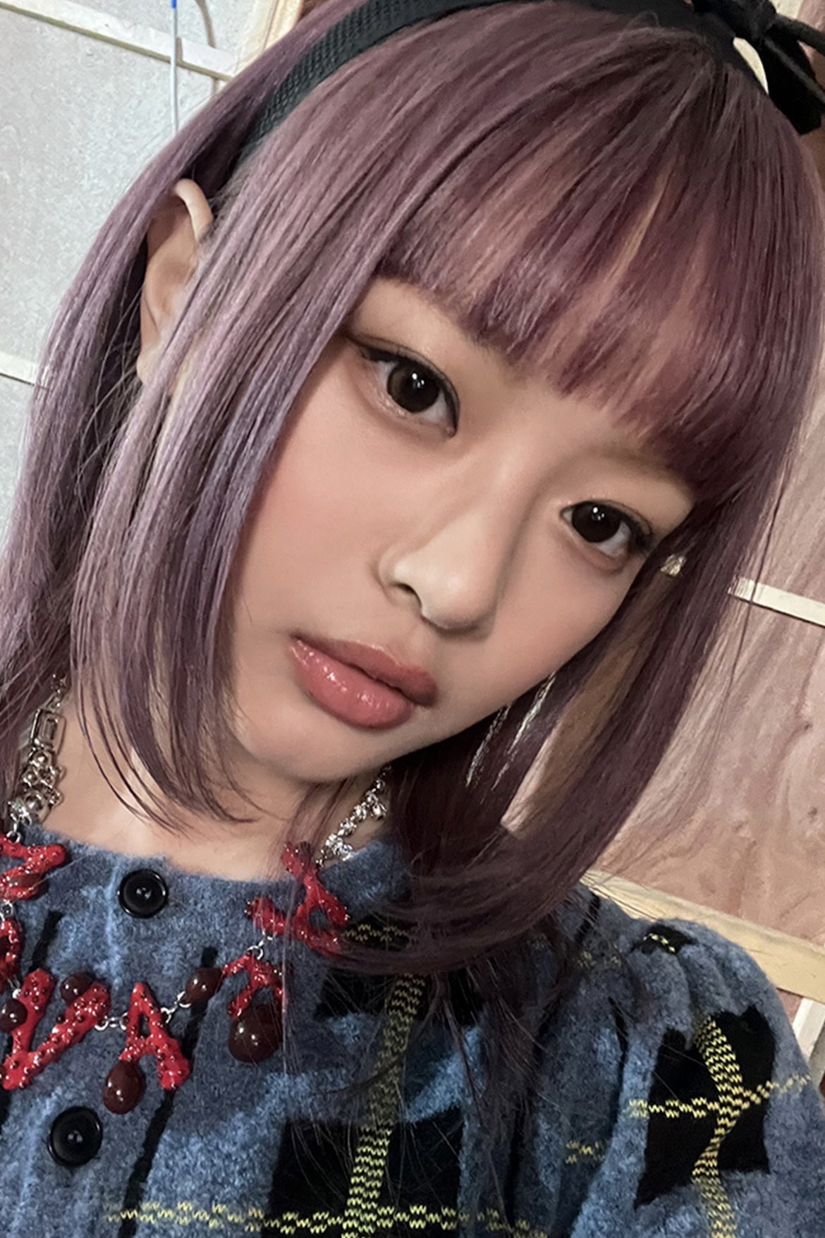 [잡담] 뉴진스 어떻게 셀카 못 찍는 애가 한 명도 없지???? | 인스티즈