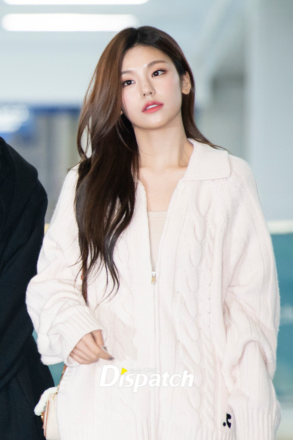 [잡담] 있지 공항 패션 사복인가?? | 인스티즈