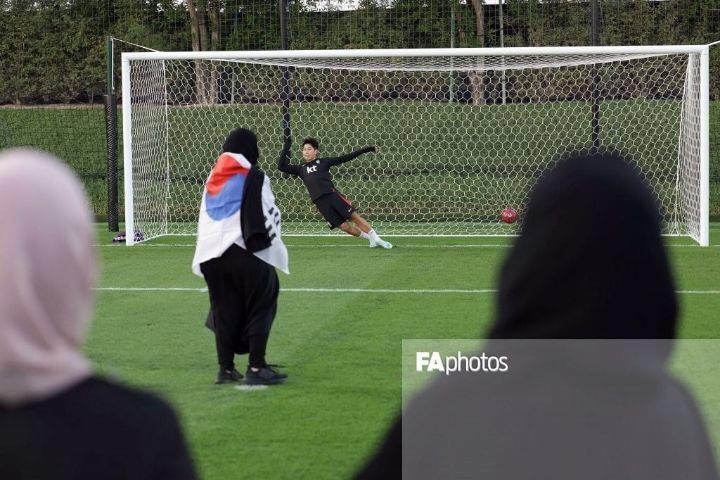 [잡담] 축구 자원봉사 참여했다가 뻗은 이강인 볼 사람...ㅋㅋㅋㅋㅋㅋ | 인스티즈