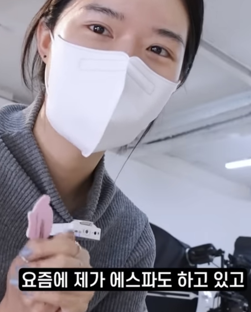 [잡담] 에스파 메컵 담당 은비쌤 맞나봐ㅜㅜㅜㅜㅜ | 인스티즈