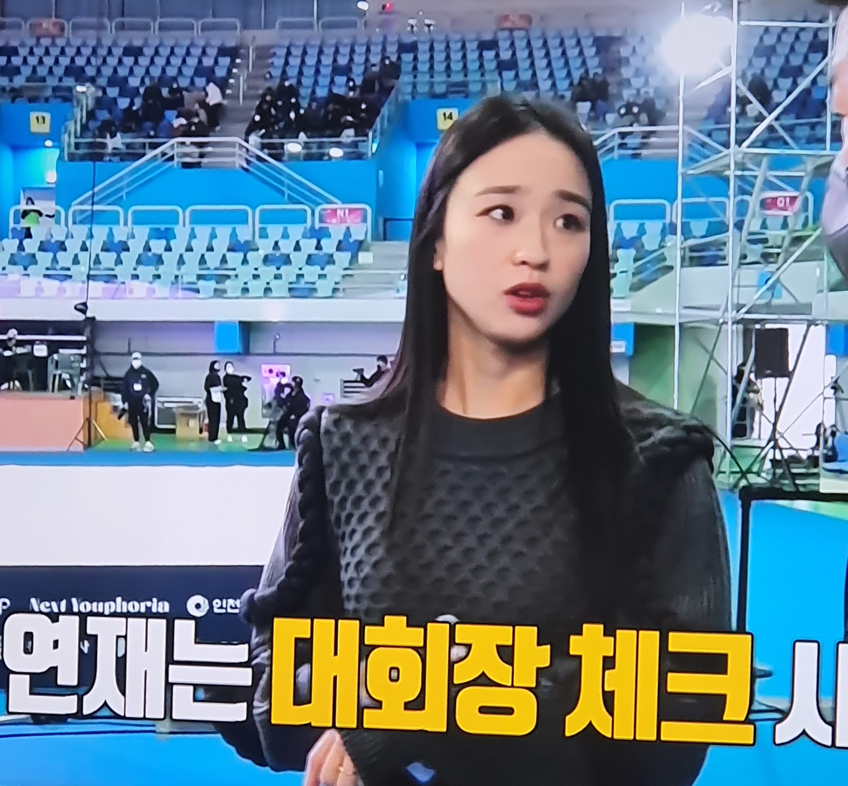 [잡담] 이 옷 누가 입었었는데 누구더라? | 인스티즈