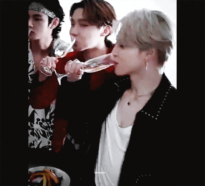 [잡담] 방탄 지민 이날 생로랑 수인 같았음 | 인스티즈