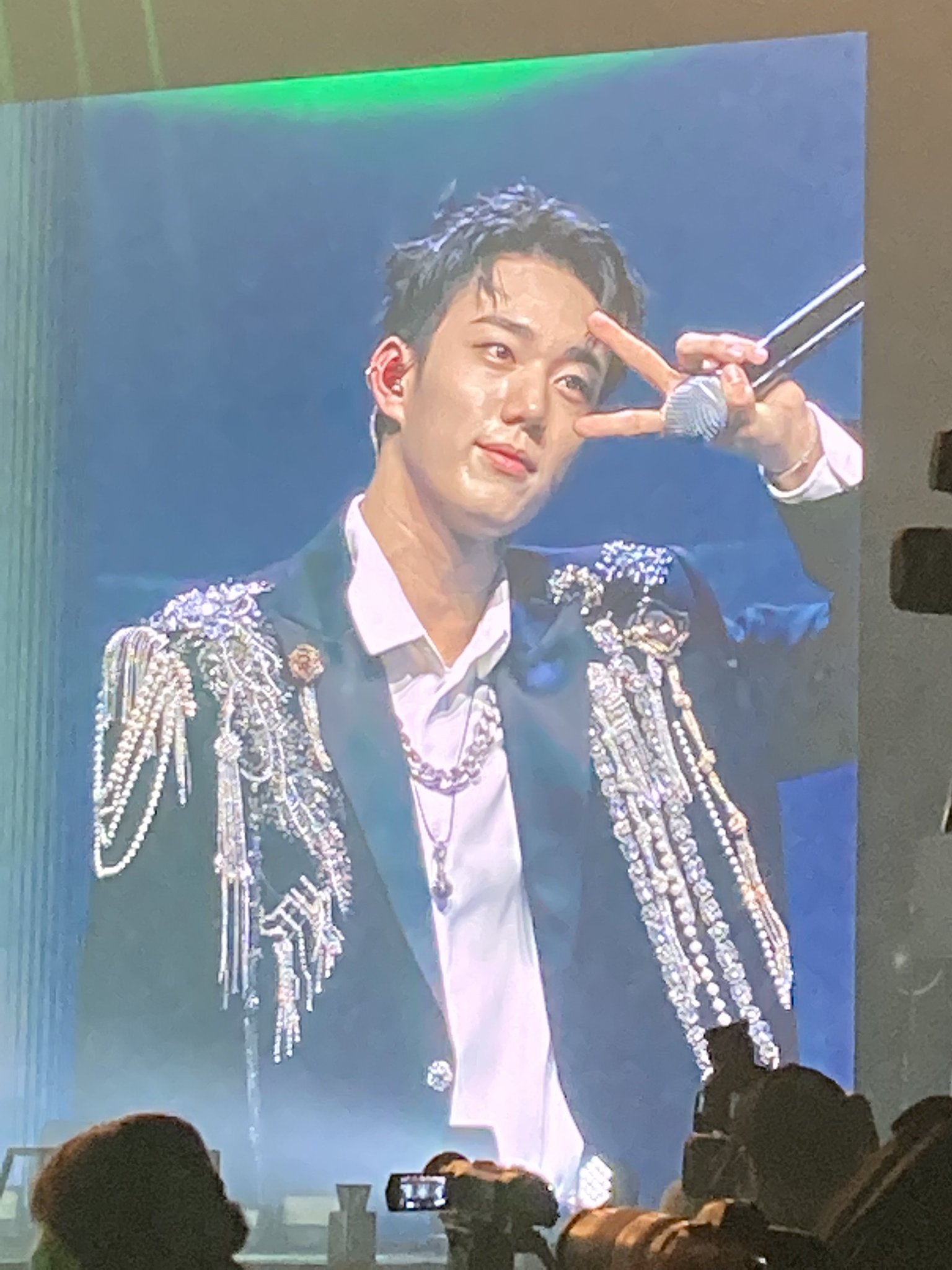[잡담] 요즘 인탁 진짜 잘생긴거 같지않아? | 인스티즈